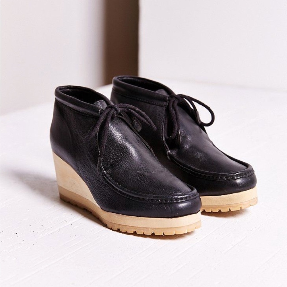 Ecoté Meeko leather wooden wedge booties